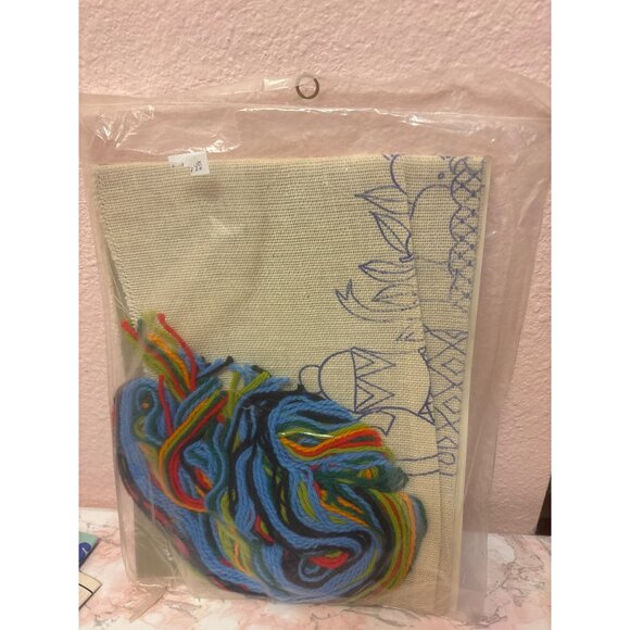 Sew N Tell Coffee Break Art Stitching Kit 16" X 14" Embroidery Design With Yarn - Picture 2 of 4